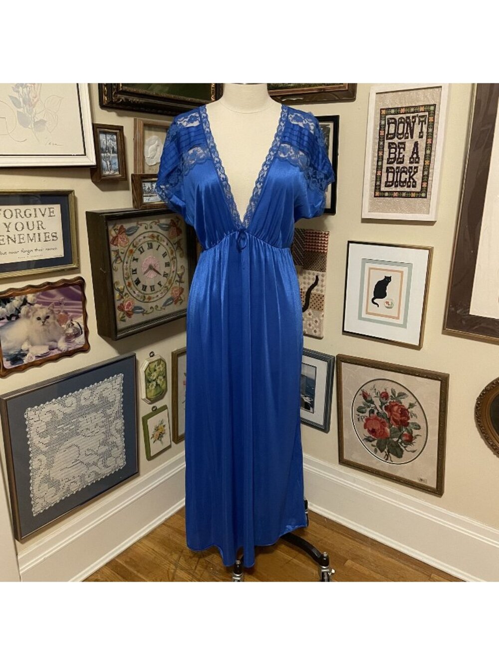 80s Vintage Signature Limited Blue Nightgown With Deep V-Neck Size XL